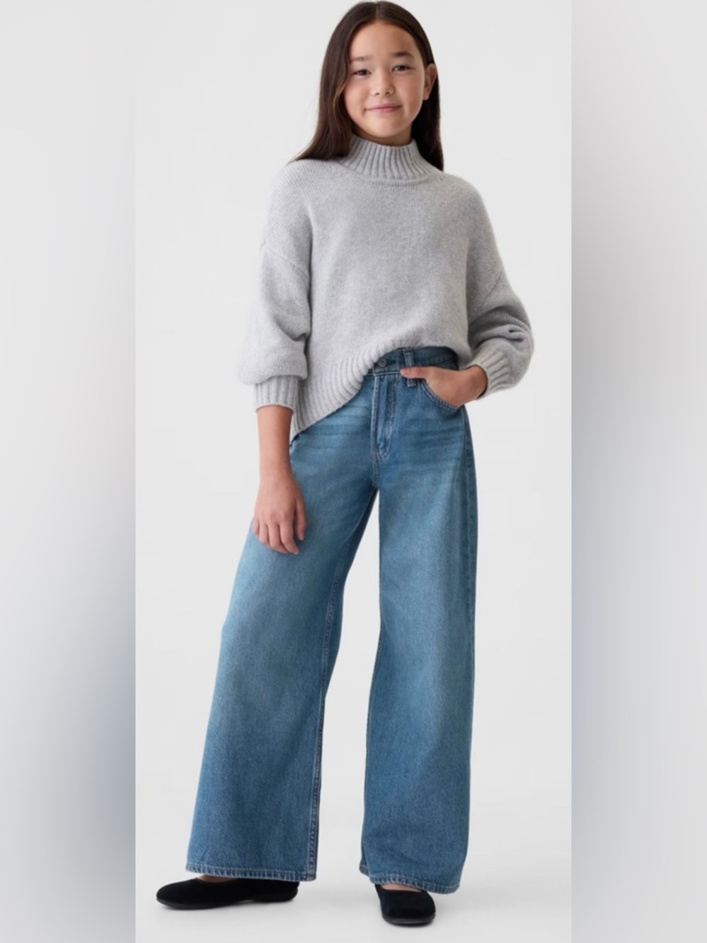 GAP KIDS GIRLS MID RISE BAGGY MEDIUM WASH JEANS SIZE 12
